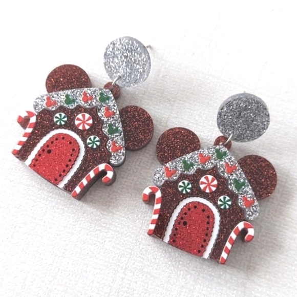 Christmas Collection - Mickey Mouse Gingerbread House - Picture 3 of 4